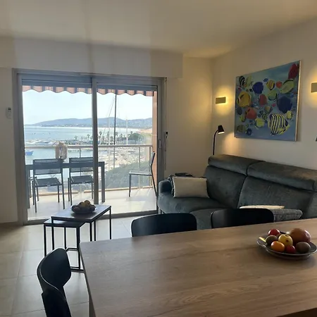 Incroyable Vue Sur Pour Ce T2 Avec Cabine, Le Capitole *