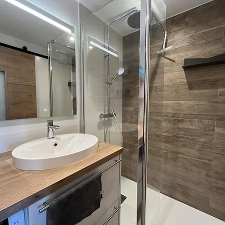 Incroyable Vue Sur Pour Ce T2 Avec Cabine, Le Capitole Apartment Fréjus